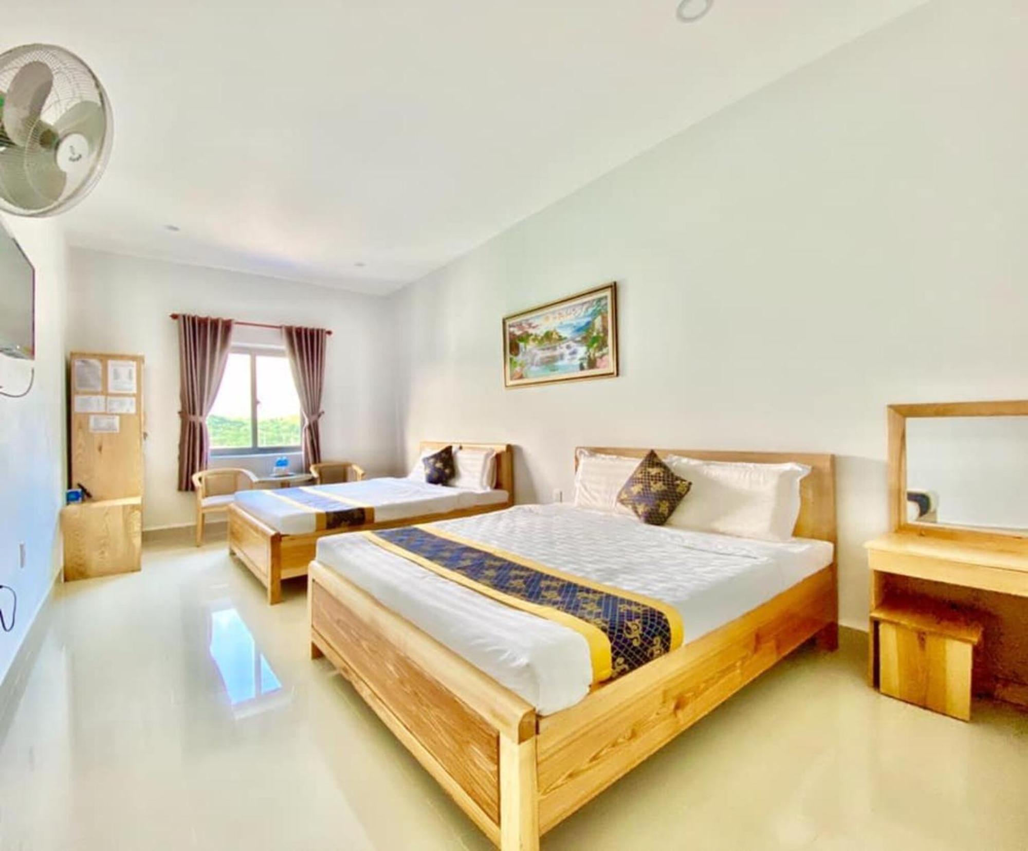 Bien Dong Hotel Dao Phu Quy Cu Lao Thu Luaran gambar